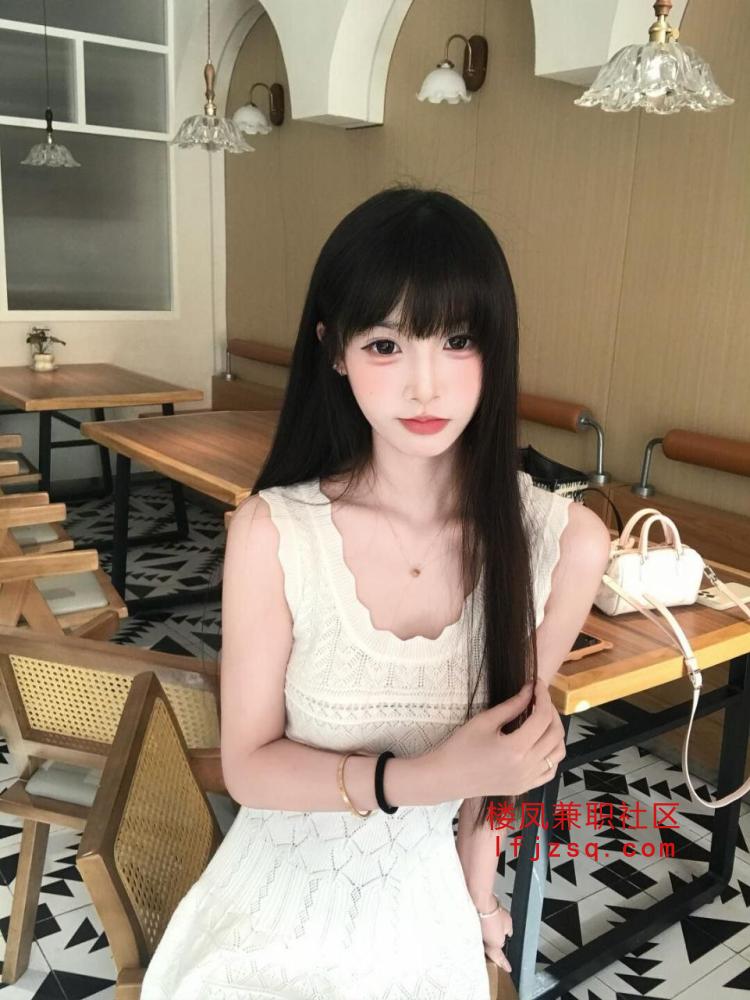 绍兴腰细臀圆的小骚逼推油