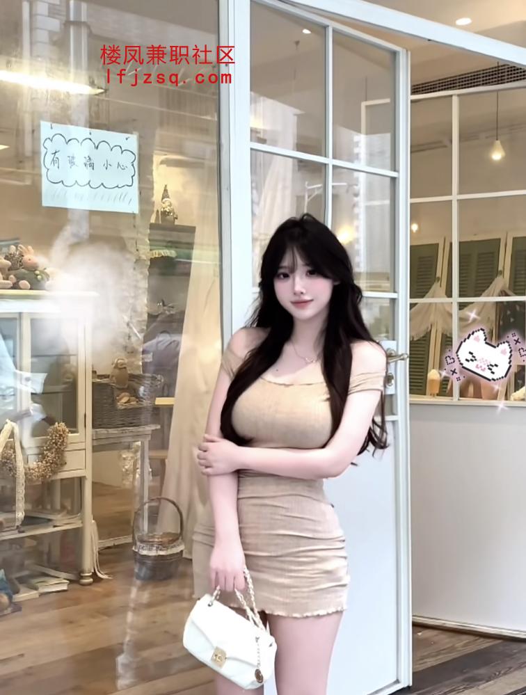 白嫩小新人逼紧乳头小粉嫩粉粉的