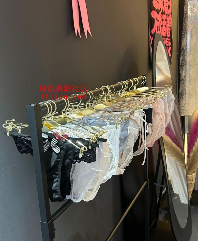 【同城精品】极品嫩粉 车模 学妹 护士 少妇个人兼职（有公寓可内射）有体检报告