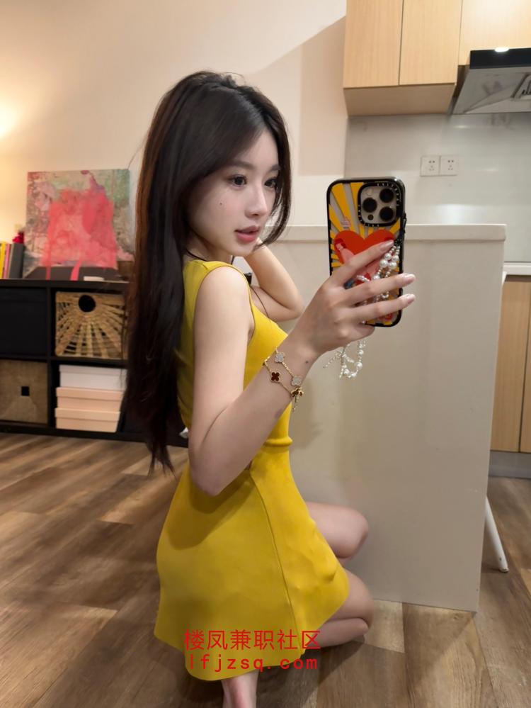 嫩逼软臀水多小纯妹易高潮