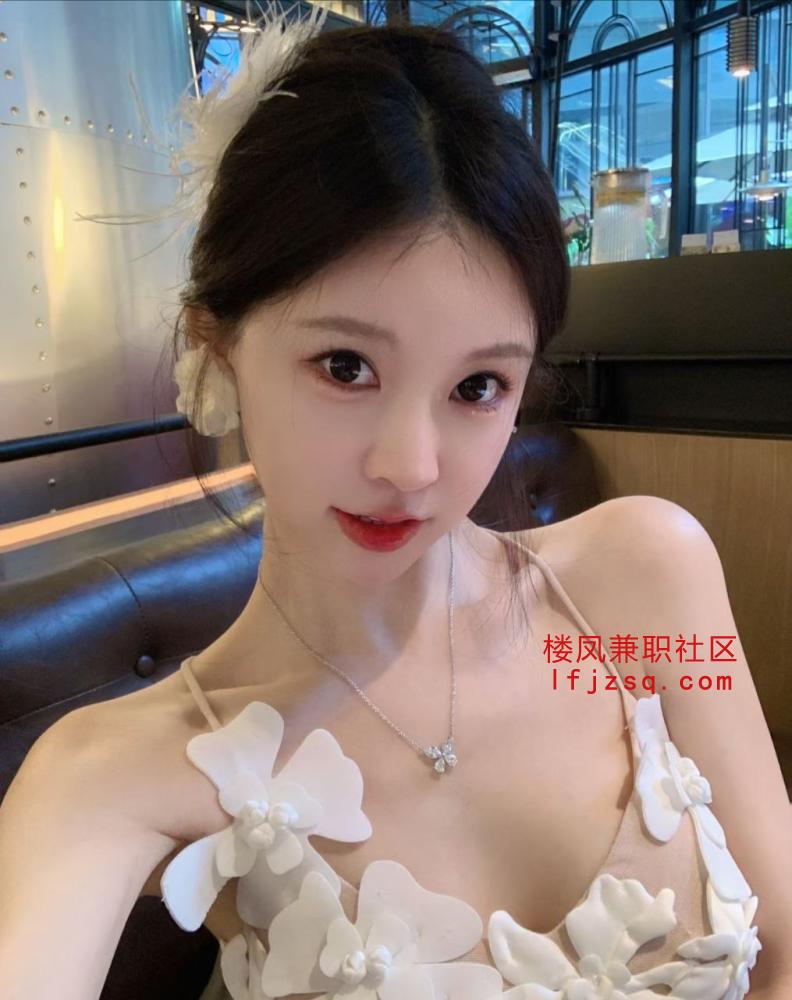 海口极品尤物可调教很配合，敏感体质水汪汪