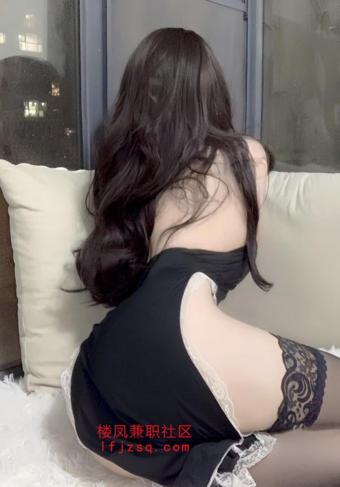 朝阳妙龄美女娇媚身材