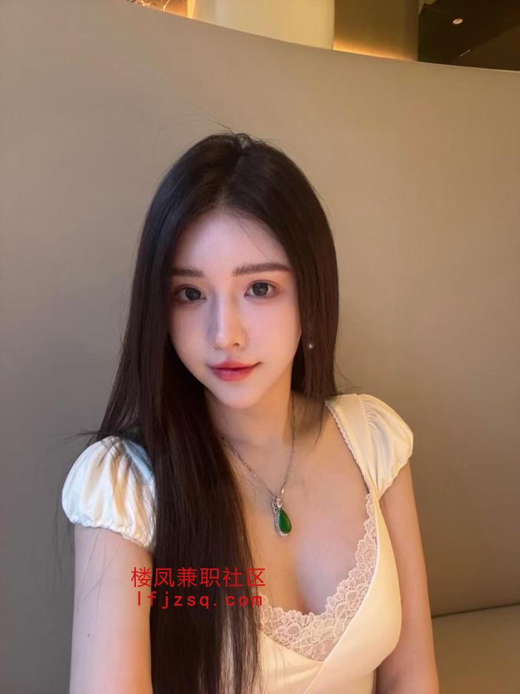 宁波性感嫩妹初恋的感觉