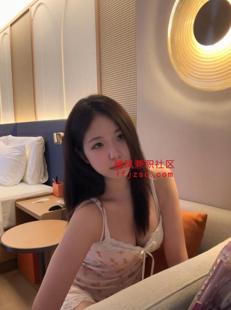 温柔性感兼职甜妹粉嫩多汁输出爽爽