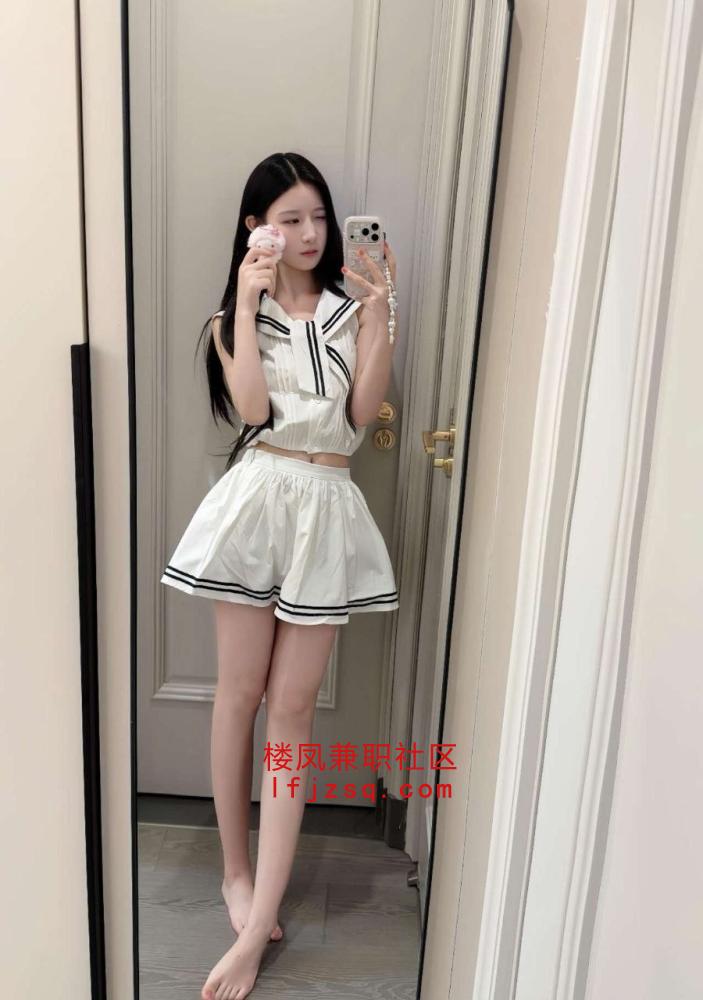 自贡大屁股后入极品骚尤物