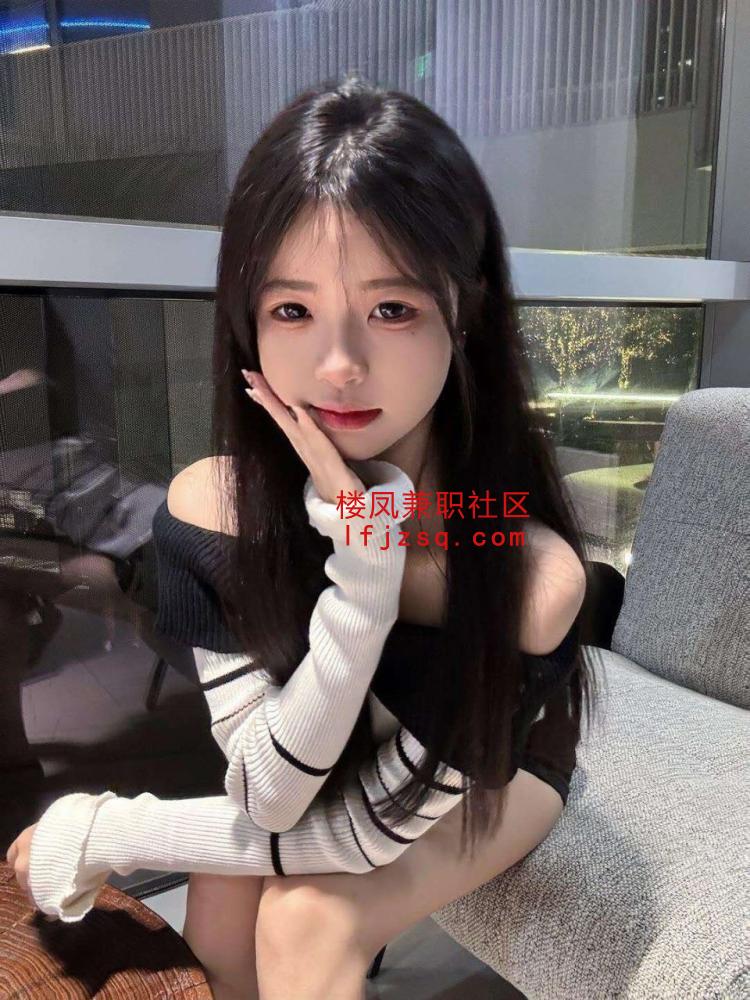 泸州冷白皮大胸身材好美女