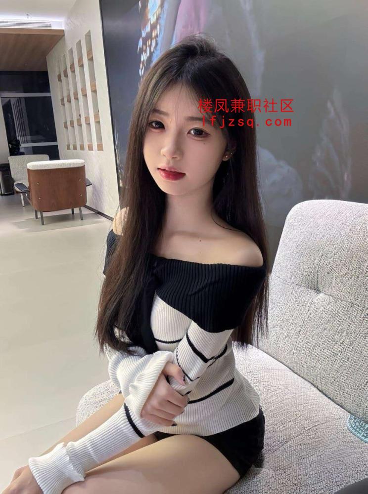 泸州冷白皮大胸身材好美女