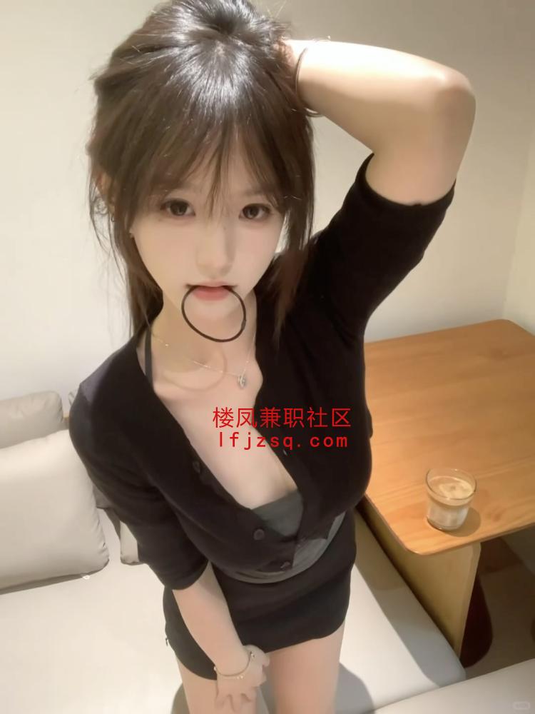 昆山极品泄欲小姐姐超敏感大胸逼紧淫水多
