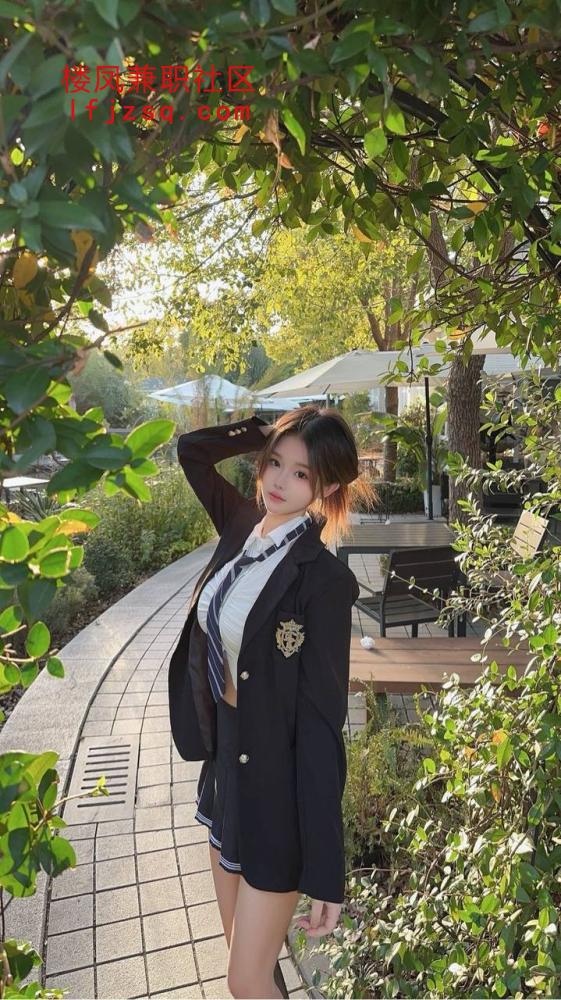 制服大学生萝莉在线兼职