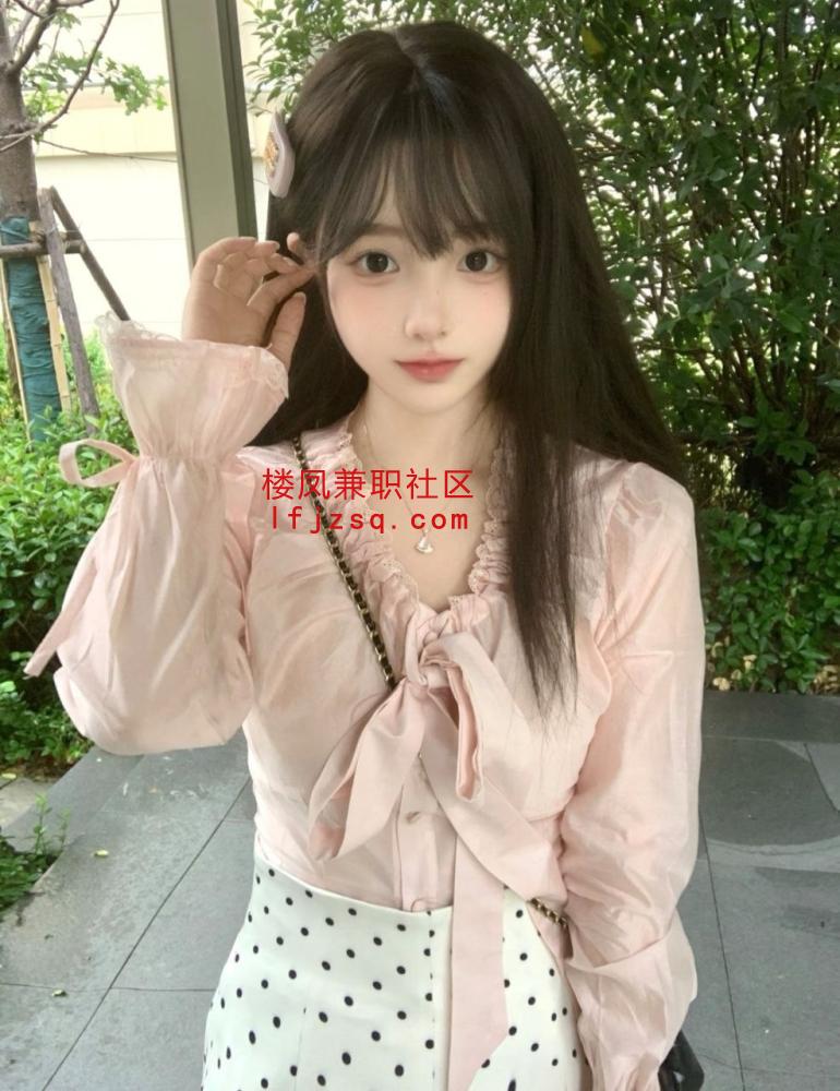 扬州高质量性感会调情嫩妹圆润逼紧