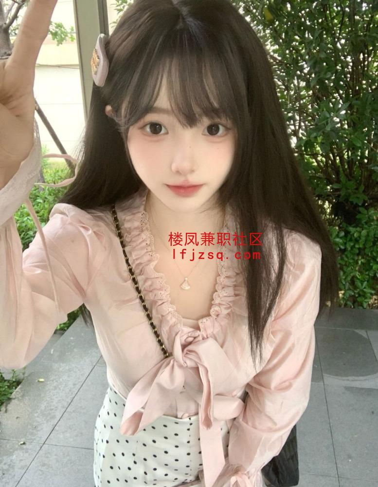 扬州高质量性感会调情嫩妹圆润逼紧