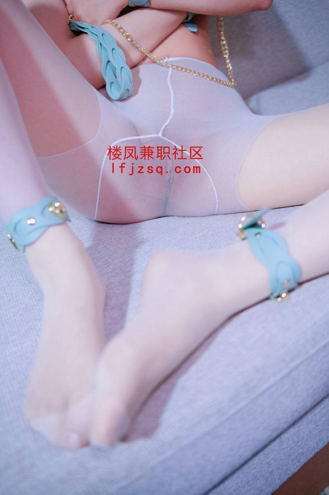 银川性感身材极品美乳小娇妻