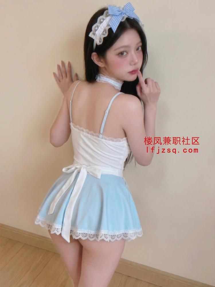 大胸巨臀妥妥的巨乳女神服务互动很勾人