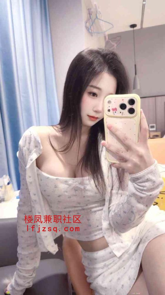 性感嫩妹初恋的感觉