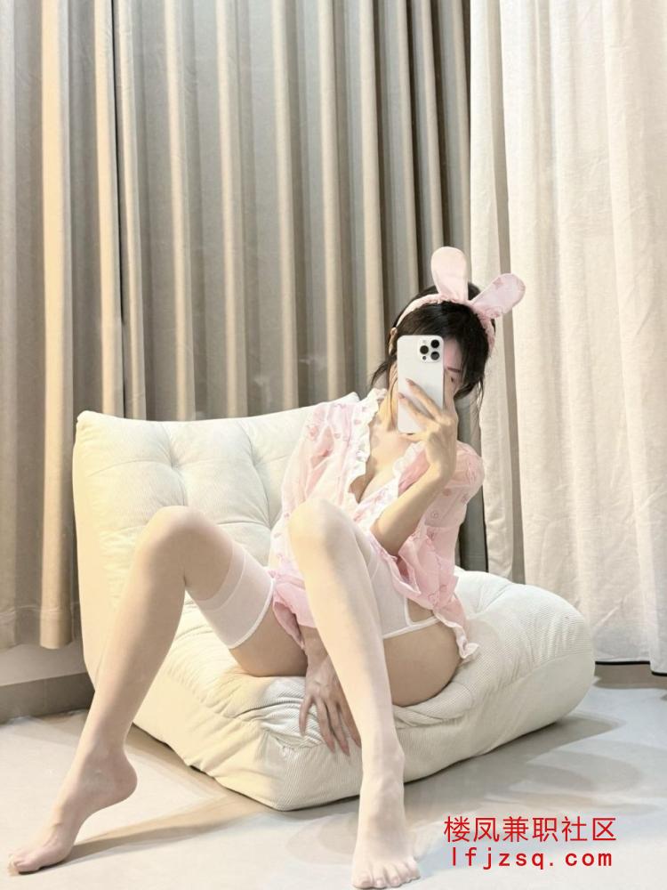 湖州市诱惑丝袜小姐姐