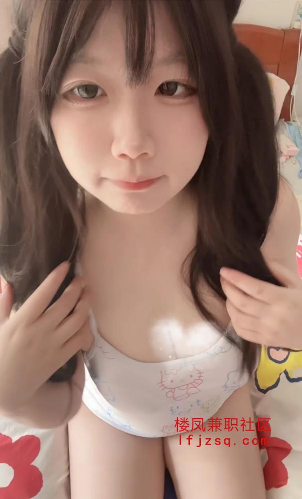 泸州粉嫩性感兼职小可爱