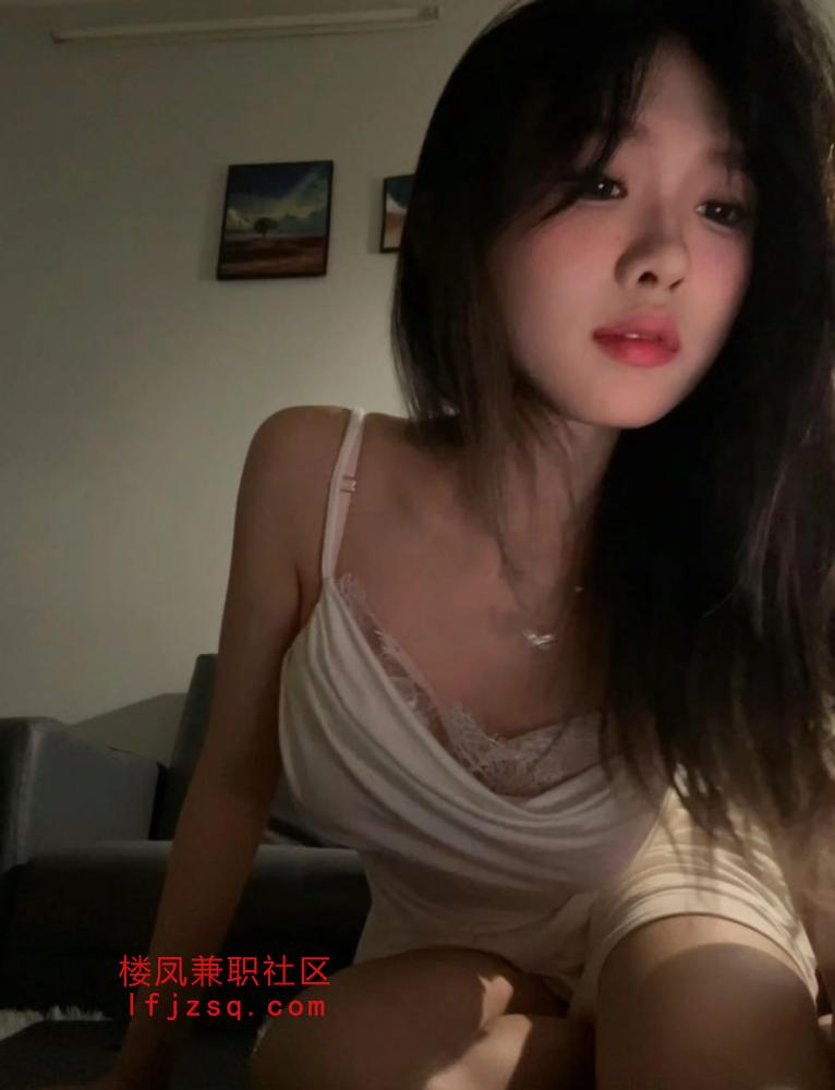 淄博再战性感高挑御姐丝足