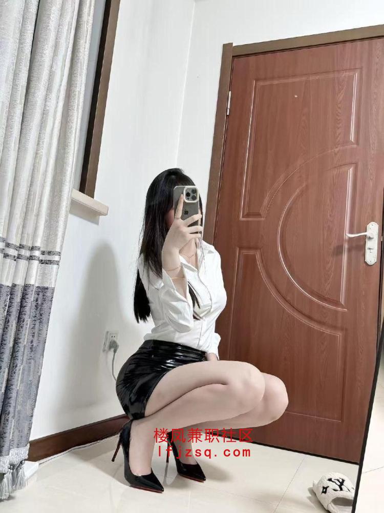 南通市极品御姐，汁水多很会吸夹