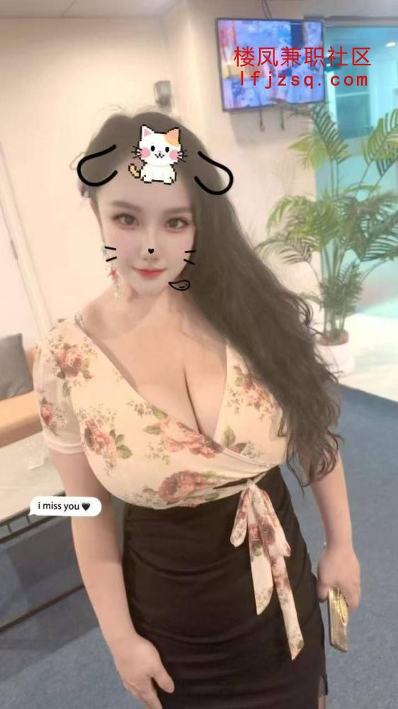 高颜值母狗口交技术顶尖巨乳蜜桃臀会吸会夹