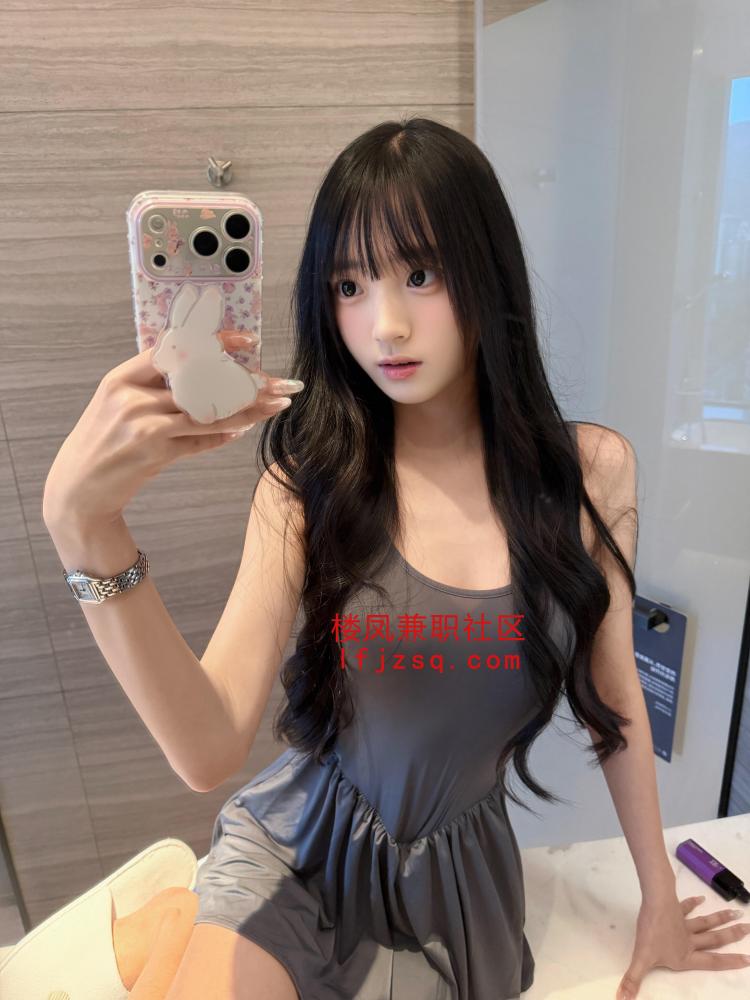妹妹紧俏粉鲍很会迎合配合