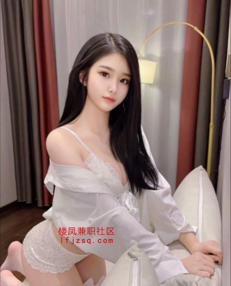 无锡00后小骚妹可御可甜乖巧配合，品尝过才敢分享给狼友