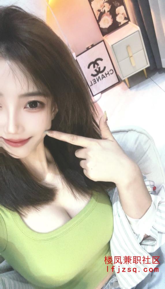呼市性感妩媚多姿美女只上门