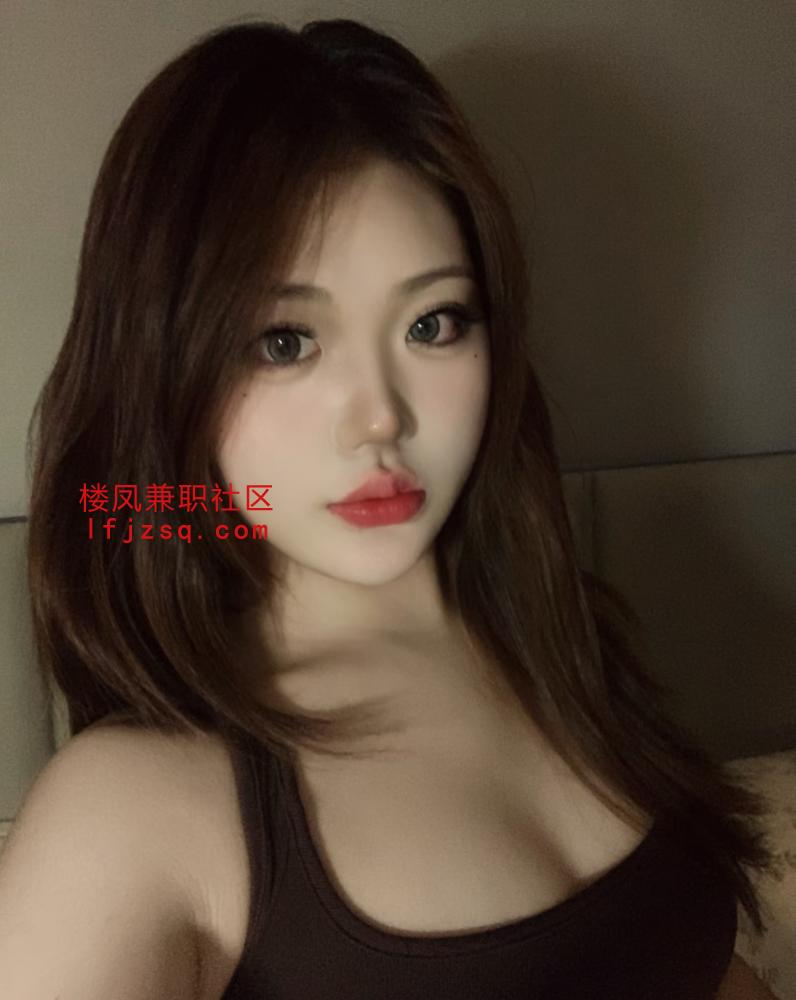 韵味十足的大奶妹