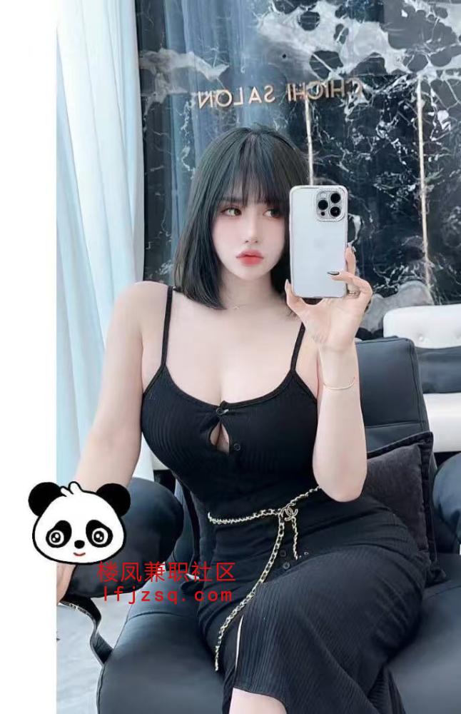00后彤彤老师很听话