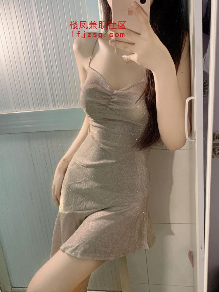 吴兴区刚下海小妹性格温柔 迷情投入粉嫩桃穴，极度敏感易湿（可上门)