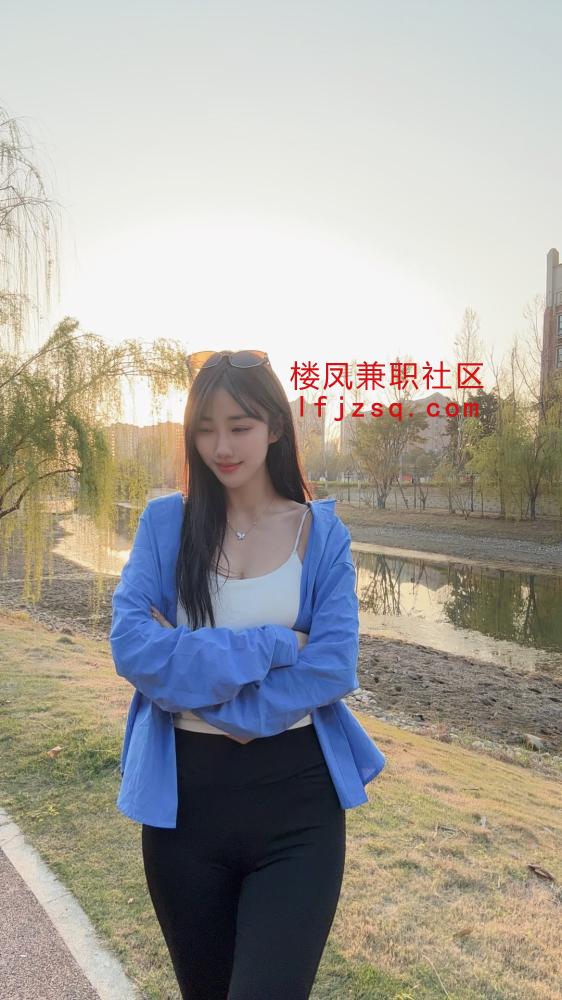 佛山南海胸大皮肤滑嫩B紧多水超敏感高潮还会抽搐