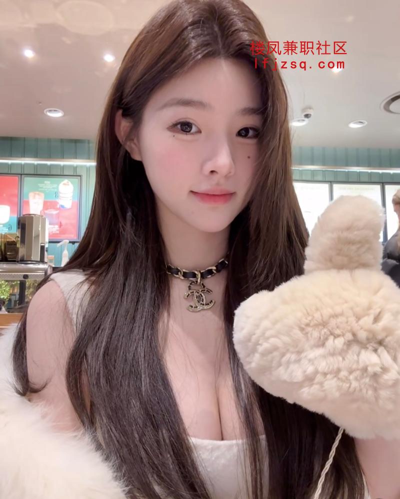 长沙真实00后兼职白虎粉嫩多汁会夹会吸