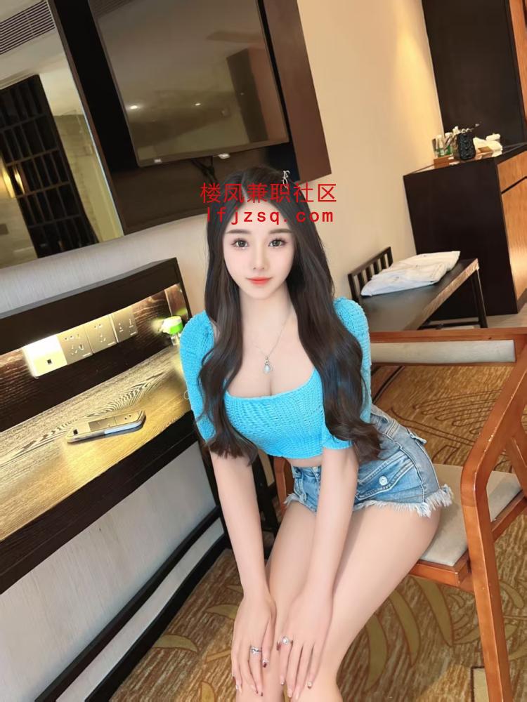极品御姐卡哇伊身体S曲线，皮肤嫩出水