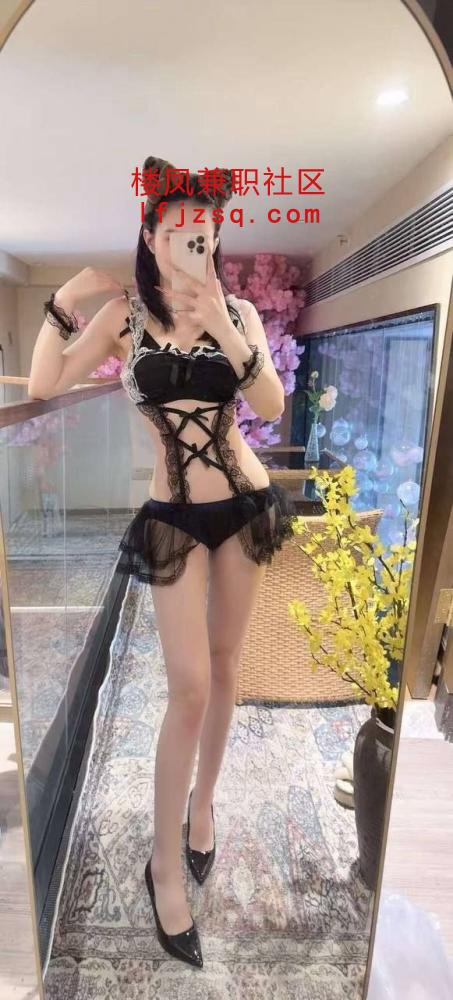 襄阳身材前凸后翘丰满精致活好小娇妻