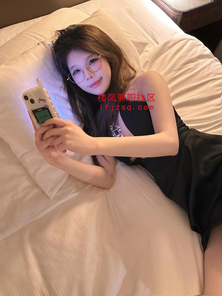 性感风骚长腿服务棒的老师