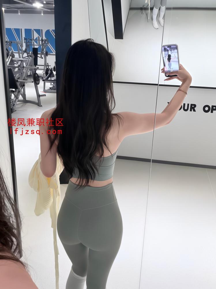 杭州00后小萝莉超级粉嫩