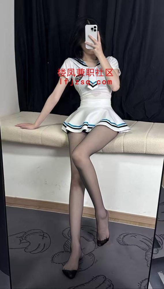 天津市风趣性感美女