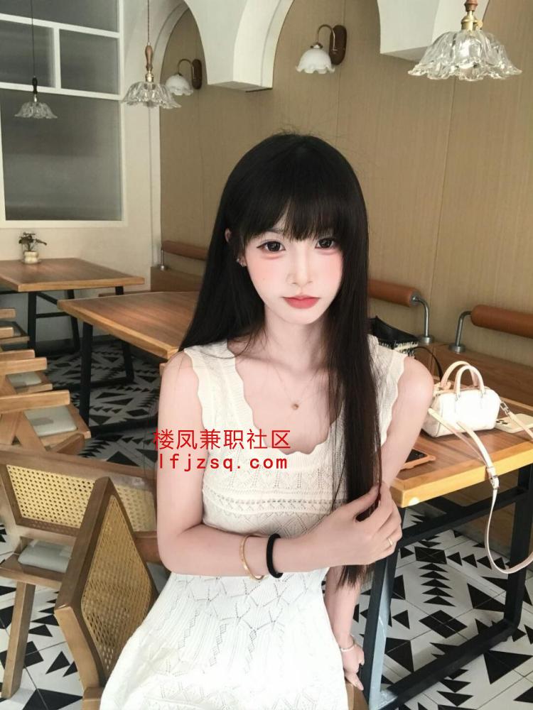 西安极致粉嫩的小鲍鱼熟女