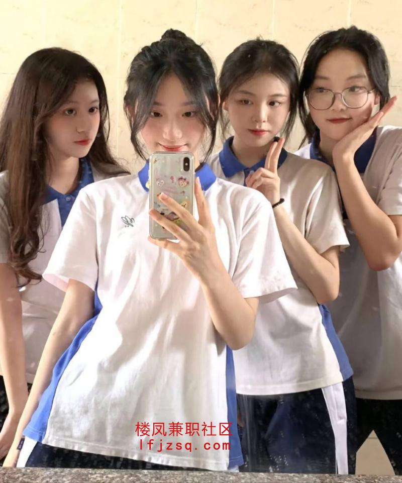 粉嫩00后学生刚破处下海真的太紧太粉嫩值得分享了