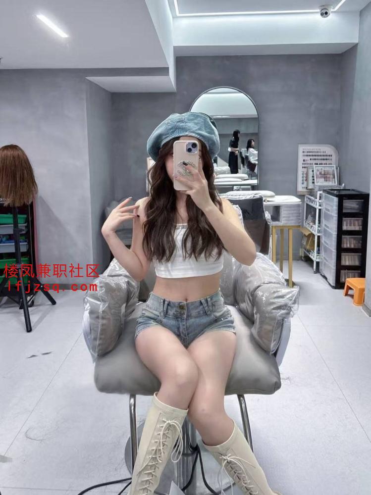 河西区兼职妹妹性感美乳让人非常着迷