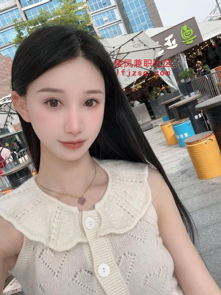 北辰区兼职性感大眯眯调情骚逼妹子