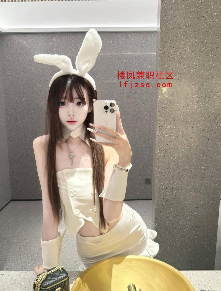 广州真实00后兼职白虎粉嫩多汁会夹会吸