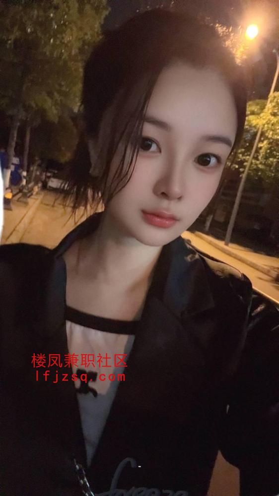 深圳个人绝活大屁股小骚逼