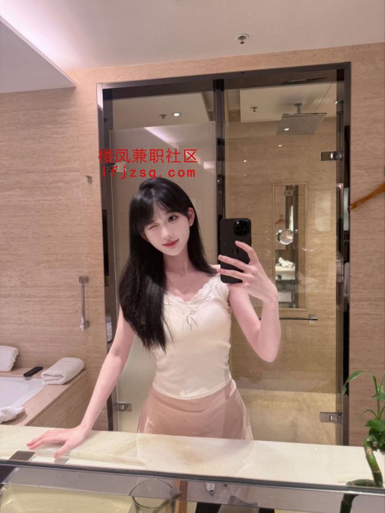 北京小妖精口活一流粉嫩鲍鱼水多拉丝