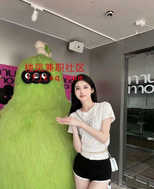 高颜值身材好粉嫩多汁小姐姐