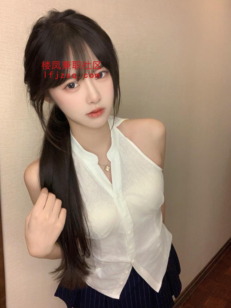 性感纯欲反差女紧致敏感值得一试