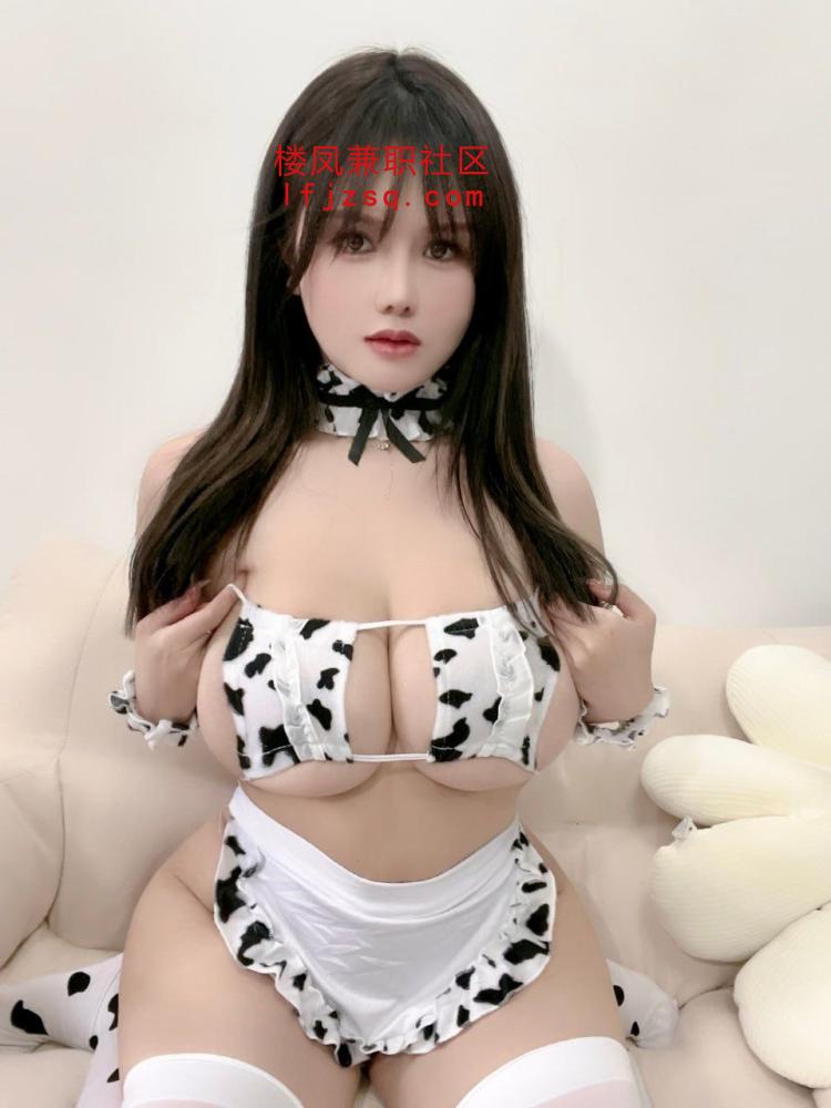 蜜桃臀水多性感姐姐