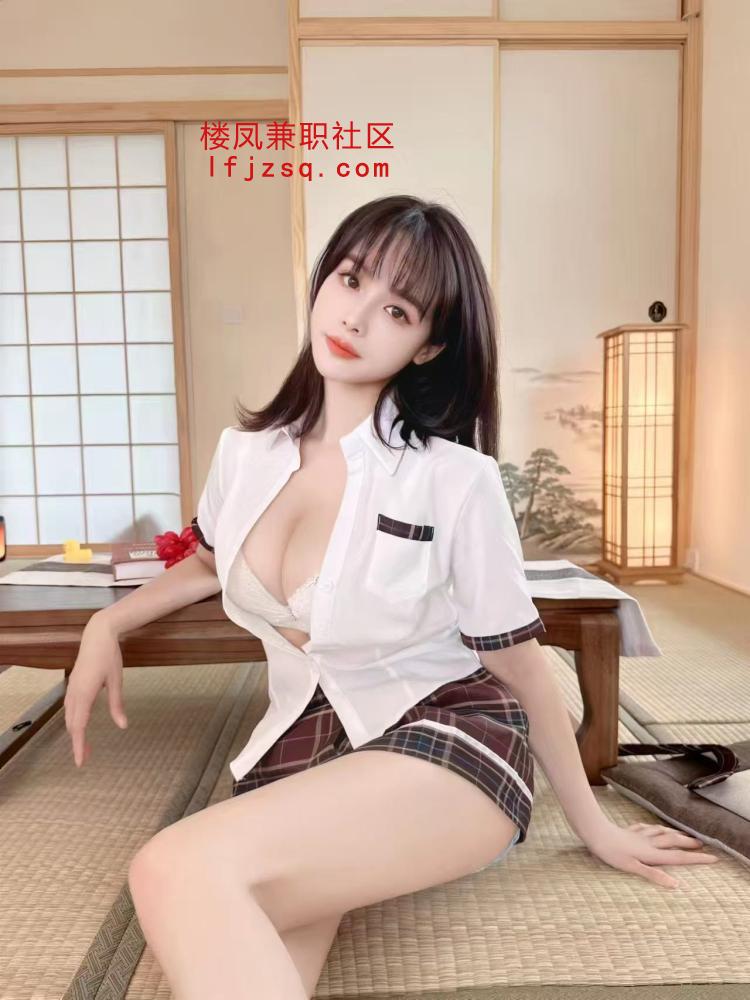蜜桃臀服务控