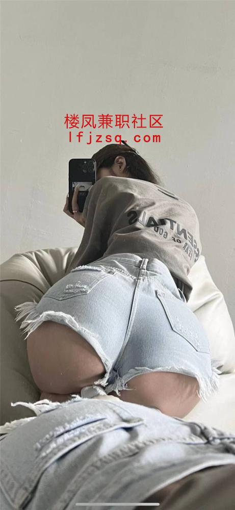 长沙在校高颜值美女听话配合高潮叫声销魂