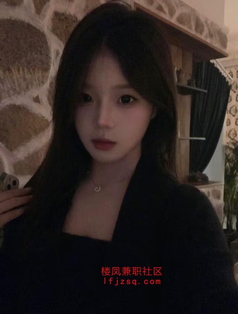 嫩妹骚穴紧姿势配合