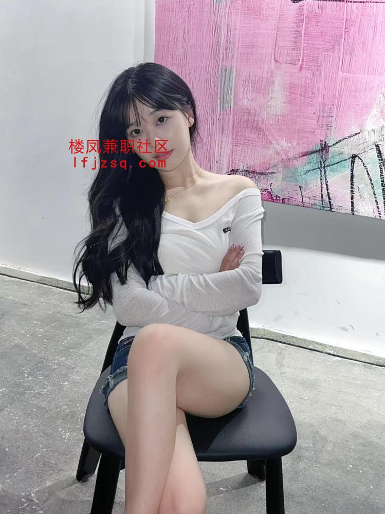 粉嫩迷人小妹，又纯又欲，好看好玩又刺激